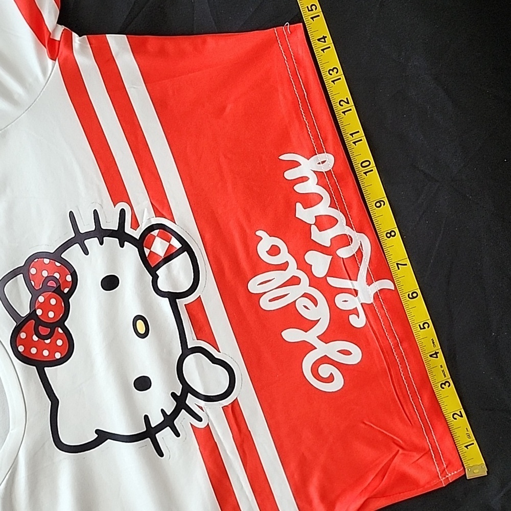 Hello Kitty crop top - Picture 6 of 7